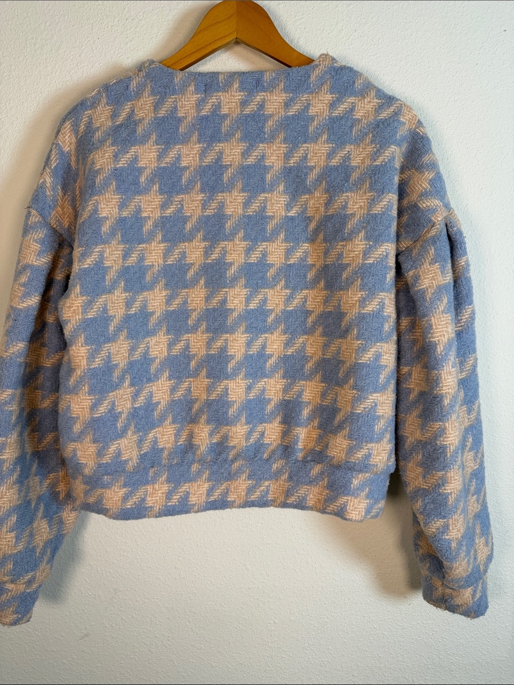 Storets Blue & Beige Houndstooth Pearl Button Cropped Cardigan Puff Sleeve Small - Picture 3 of 7